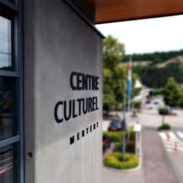 Centre Culturel | Individual letters